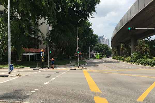Commonwealth Ave junction left turn to Holland Ave