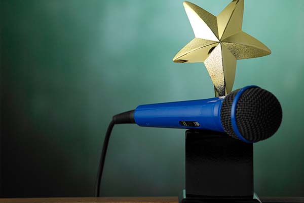 Microphone